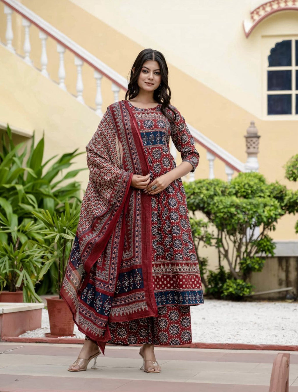 New Anarkali Print Kurta 3 Pcs Set Pant Set With New Style in Maching
